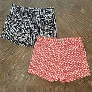 (2) Banana Republic Size 0 CORAL/BLACK/WHITE Patterned Shorts ~‎ EXCELLENT & FUN